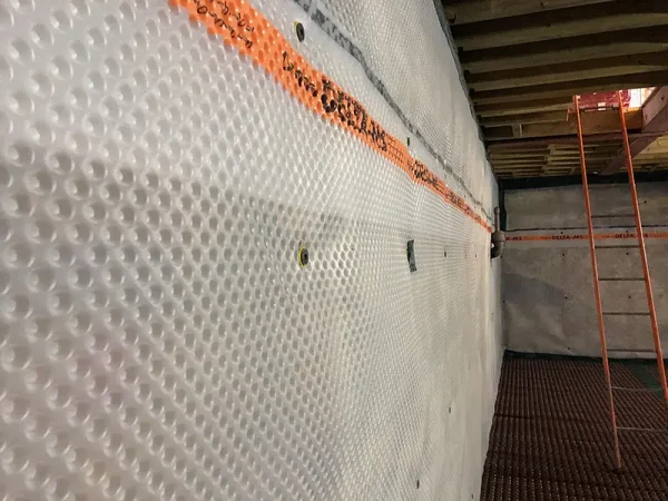Waterproofing on a construction